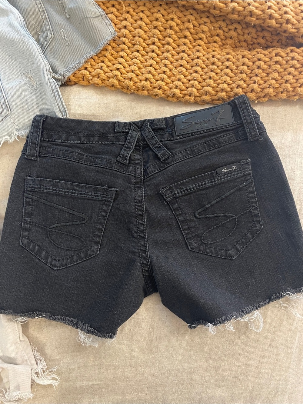 Shorts bundle - Picture 3 of 6